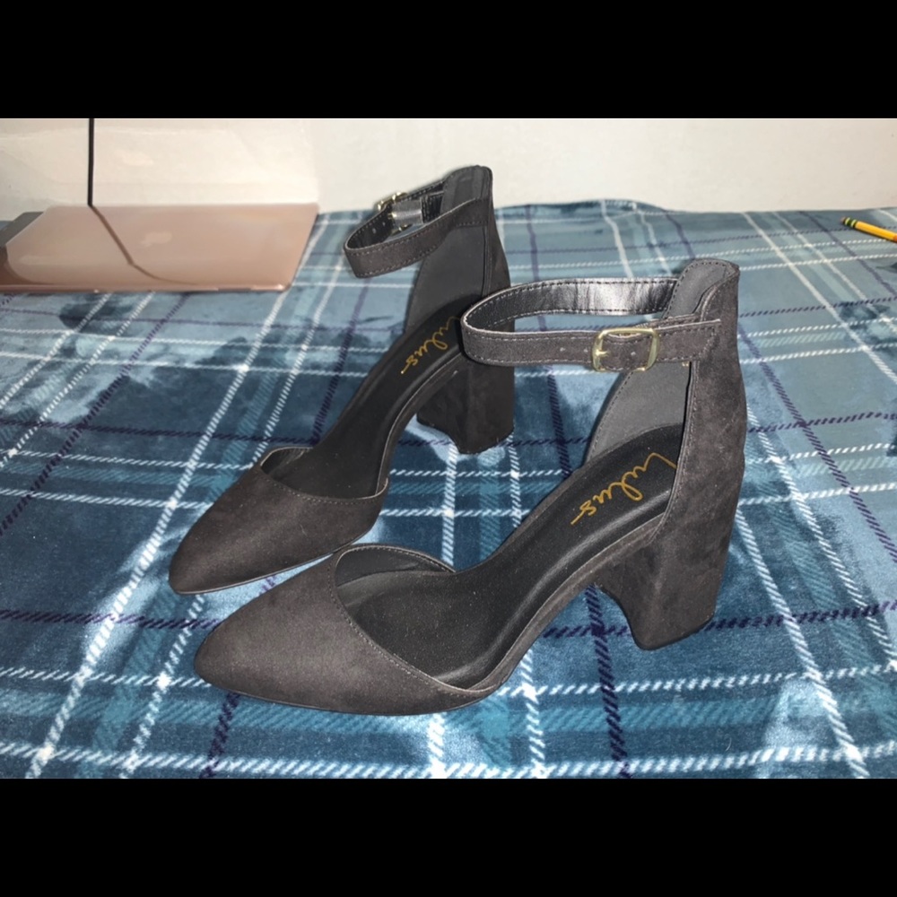 Lulu’s Ellarose black suede ankle strap block heels